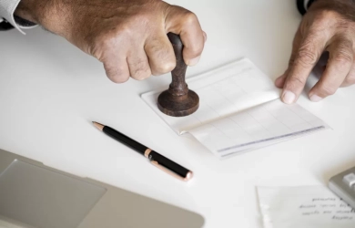שירותי נוטריון